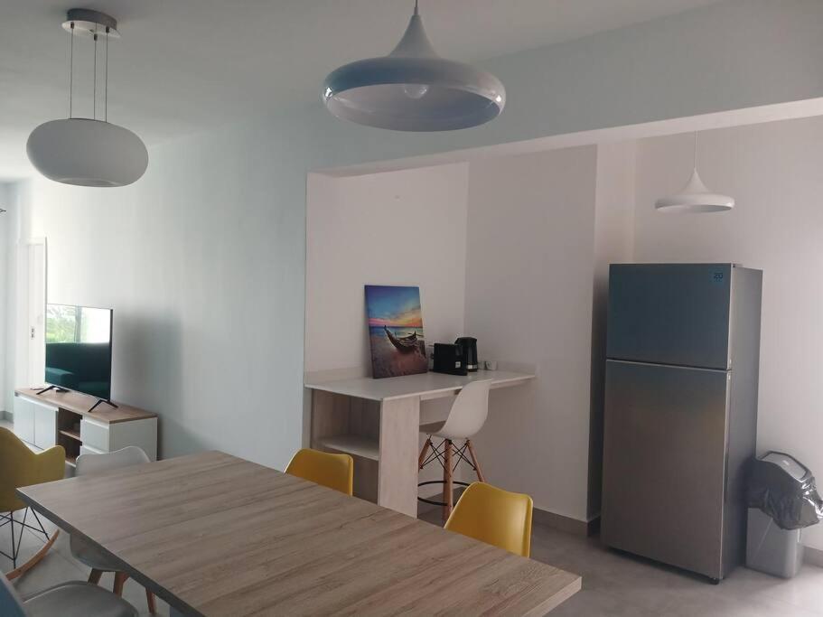 Grand Appartement Contemporain Sur Flic En Flac Proche De La Plage Buitenkant foto